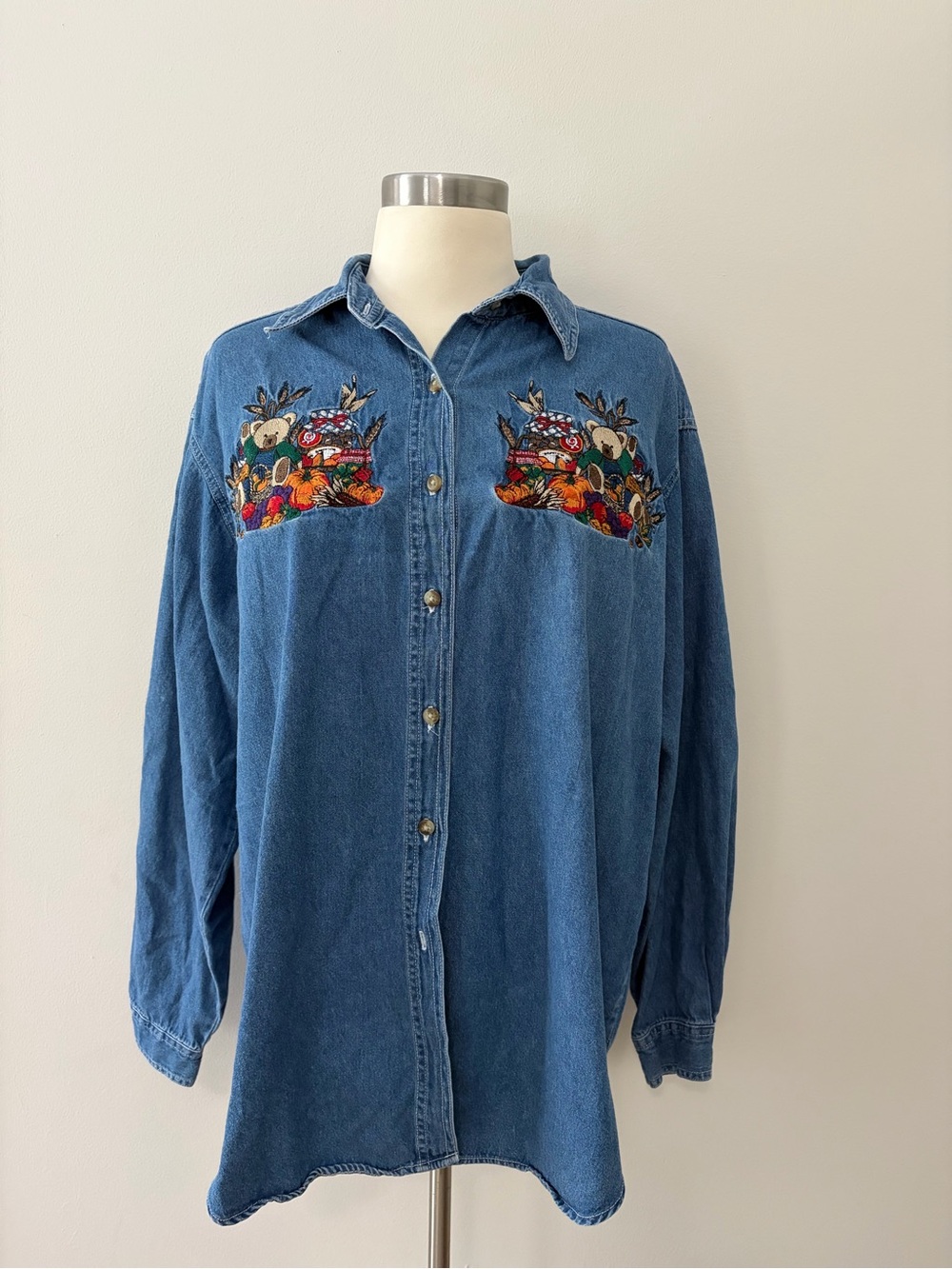 Vintage Bobbie Brooks Blue Denim Button-Down Shirt Fall Harvest Embroidery L - Picture 1 of 6